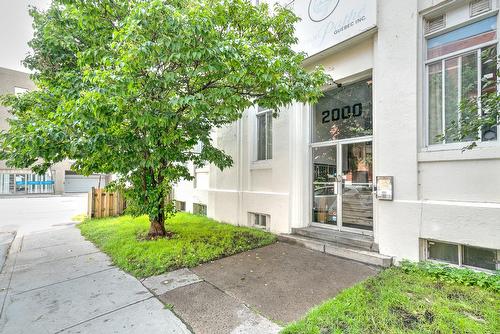 Exterior entrance - 410-2000 Av. Northcliffe, Montréal (Côte-Des-Neiges/Notre-Dame-De-Grâce), QC - Outdoor