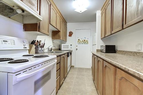 Kitchen - 303-2054 Rue Sherbrooke O., Montréal (Ville-Marie), QC - Indoor Photo Showing Kitchen