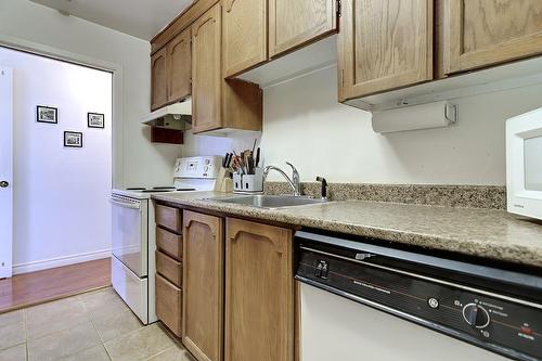 Kitchen - 303-2054 Rue Sherbrooke O., Montréal (Ville-Marie), QC - Indoor Photo Showing Kitchen