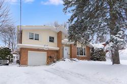 195 Rue Bryant  Sherbrooke (Les Nations), QC J1J 3E6