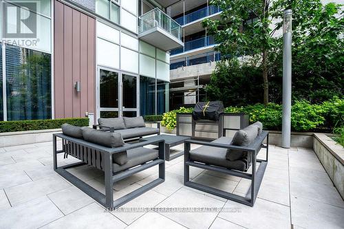 1802 - 101 Erskine Avenue, Toronto, ON - Outdoor With Exterior