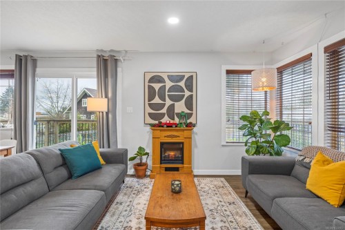 1117 Cloke Rd, Ladysmith, BC 