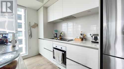 1109 - 225 Sumach Street, Toronto, ON - Indoor Photo Showing Kitchen