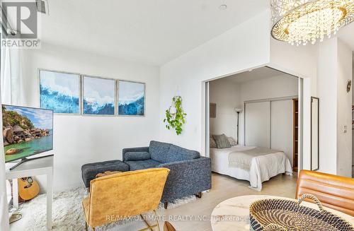 412 - 51 East Liberty Street, Toronto, ON - Indoor