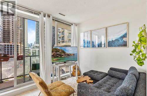 412 - 51 East Liberty Street, Toronto, ON - Indoor