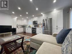 92 CROCUS DRIVE  Toronto, ON M1R 4T1