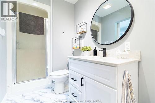 22 Joplyn Street, Chatham, ON - Indoor Photo Showing Bathroom