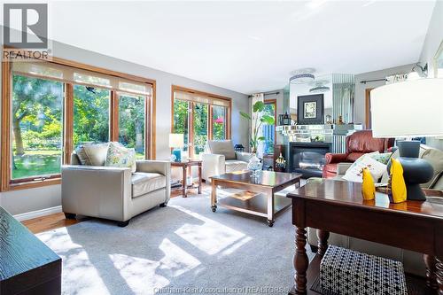 22 Joplyn Street, Chatham, ON - Indoor Photo Showing Living Room With Fireplace