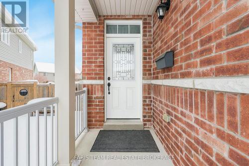 12 Hutton Crescent, Essa, ON - Outdoor With Exterior