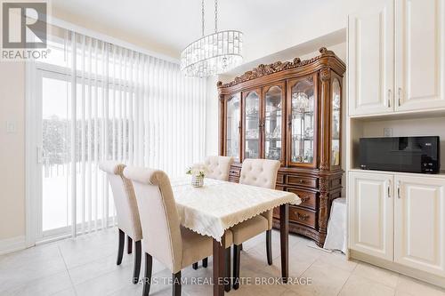 12 Hutton Crescent, Essa, ON - Indoor Photo Showing Dining Room