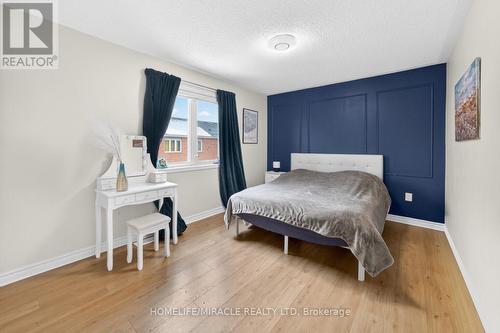 439 Cavanagh Lane, Milton, ON - Indoor Photo Showing Bedroom