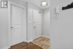 Updated easily maintained ceramic entrance - 