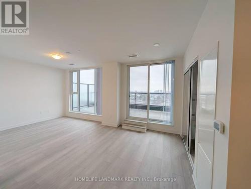 1001 - 5858 Yonge Street, Toronto, ON - Indoor Photo Showing Other Room