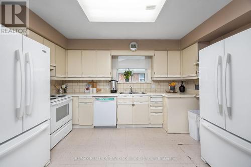 89 Allingham Gardens, Toronto, ON - Indoor Photo Showing Kitchen