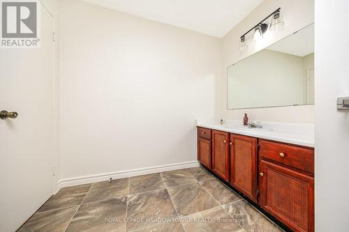 165 Vodden Street W, Brampton, ON - Indoor Photo Showing Bathroom
