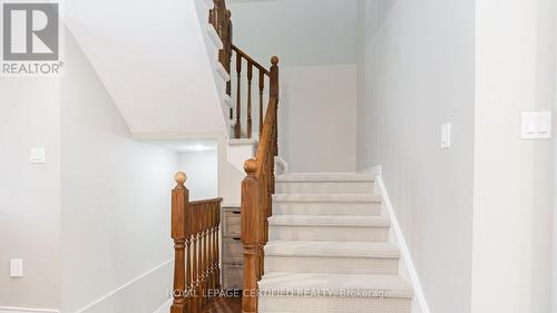 5962 Manzanillo Crescent, Mississauga, ON - Indoor Photo Showing Other Room