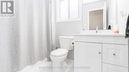 5962 Manzanillo Crescent, Mississauga, ON - Indoor Photo Showing Bathroom