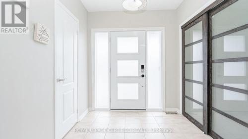 5962 Manzanillo Crescent, Mississauga, ON - Indoor Photo Showing Other Room