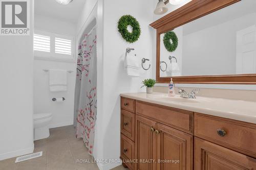22 Briarwood Crescent, Belleville (Belleville Ward), ON - Indoor Photo Showing Bathroom