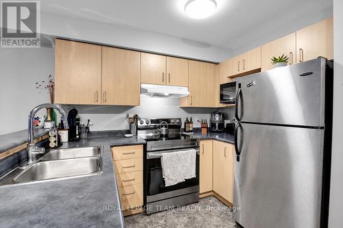 131 Tall Pines Pine, Ottawa, ON - Indoor Photo Showing Kitchen With Double Sink