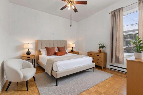 Chambre à coucher - 1026  - 1030 Av. D'Oxford, Montréal (Côte-Des-Neiges/Notre-Dame-De-Grâce), QC - Indoor Photo Showing Bedroom