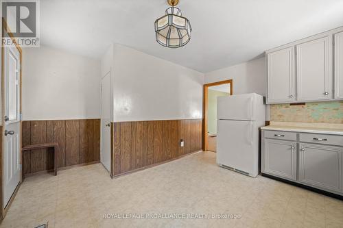 473 County Rd 19, Prince Edward County (Ameliasburg Ward), ON - Indoor Photo Showing Kitchen