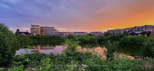 404-3285 Carding Mill Trail, Oakville, ON - Outdoor With View