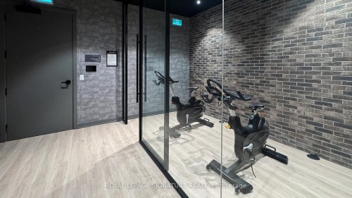 1905-252 Church Street, Toronto, ON -  Photo Showing Other Room