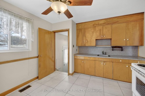 159 Penn Avenue, Newmarket, ON 