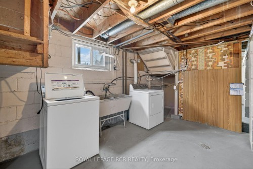 159 Penn Avenue, Newmarket, ON 