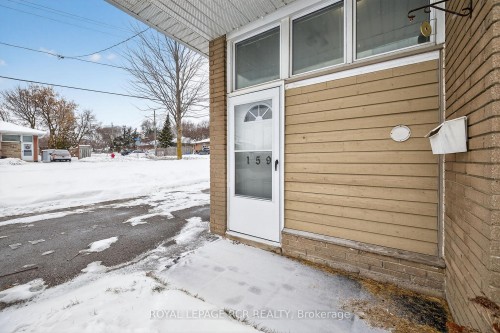 159 Penn Avenue, Newmarket, ON 
