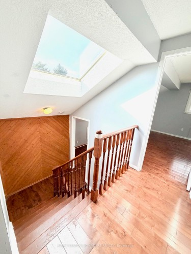 Room 1-41 Broadbridge Drive, Toronto, ON - Indoor Photo Showing Other Room