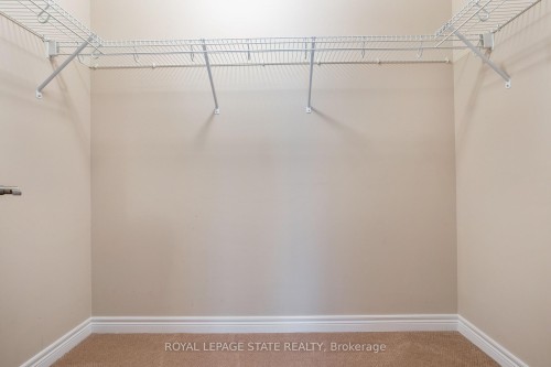 27 Waterview Lane, Grimsby, ON - Indoor With Storage