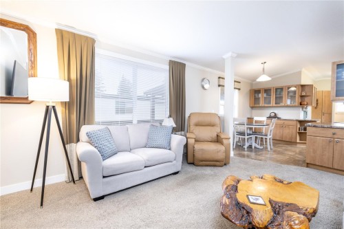 106-3120 Island Hwy, Campbell River, BC 