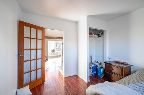 4435 Hallam Road, Armstrong, BC - Indoor Photo Showing Bedroom
