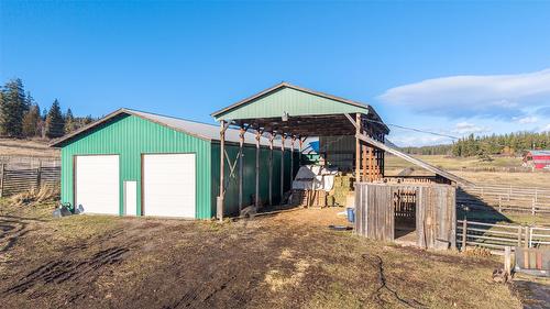 4435 Hallam Road, Armstrong, BC - Outdoor