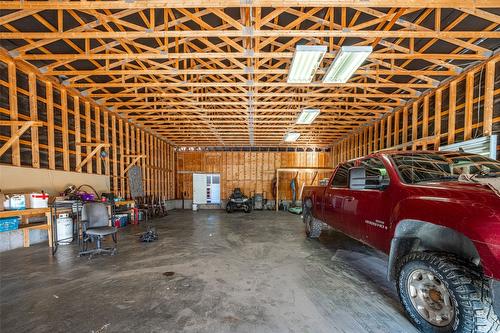 4435 Hallam Road, Armstrong, BC - Indoor Photo Showing Garage