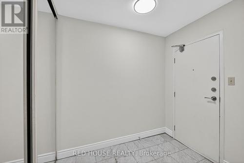 1404 - 75 Queen Street N, Hamilton, ON - Indoor Photo Showing Other Room