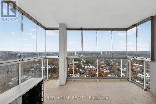 1404 - 75 Queen Street N, Hamilton, ON - Indoor Photo Showing Other Room