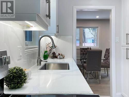 14 Brigadoon Crescent, Toronto, ON - Indoor Photo Showing Kitchen