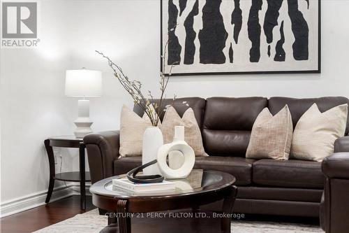 99 Palmdale Drive, Toronto, ON - Indoor Photo Showing Living Room