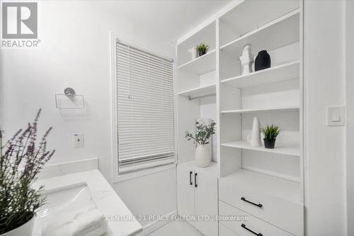 99 Palmdale Drive, Toronto, ON - Indoor Photo Showing Bathroom