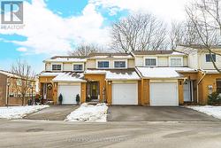 92 - 1584 NEWLANDS CRESCENT  Burlington, ON L7M 1V6