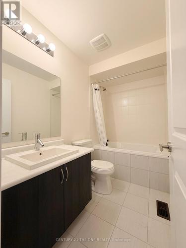 8 Anchusa Drive, Richmond Hill, ON - Indoor Photo Showing Bathroom