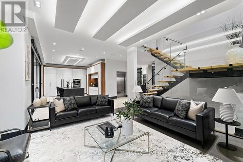 417 Union Street, Oakville, ON - Indoor Photo Showing Living Room