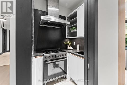 417 Union Street, Oakville, ON - Indoor Photo Showing Kitchen