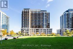 319 - 1 DE BOERS DRIVE  Toronto, ON M3J 0G6