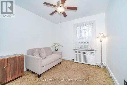 8 Struthers Street, Toronto, ON - Indoor