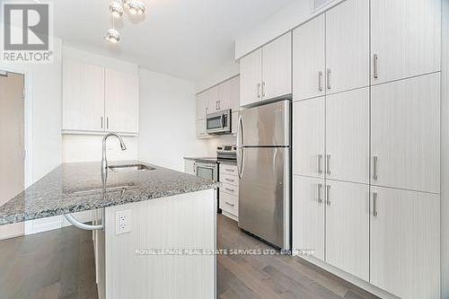 Kitchen Area - 310 - 3028 Creekshore Common, Oakville, ON - Indoor Photo Showing Kitchen With Upgraded Kitchen