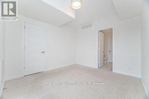 310 - 3028 Creekshore Common, Oakville, ON - Indoor Photo Showing Other Room